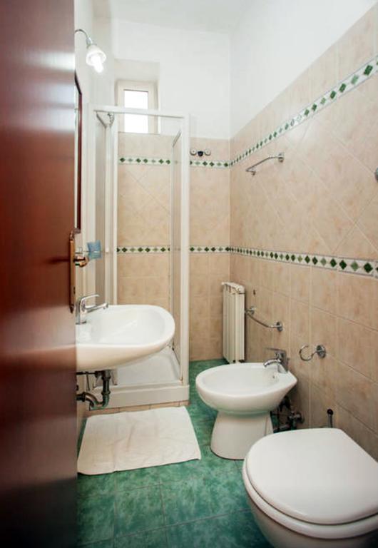 Residenza Camilla Hotel Рим Екстериор снимка