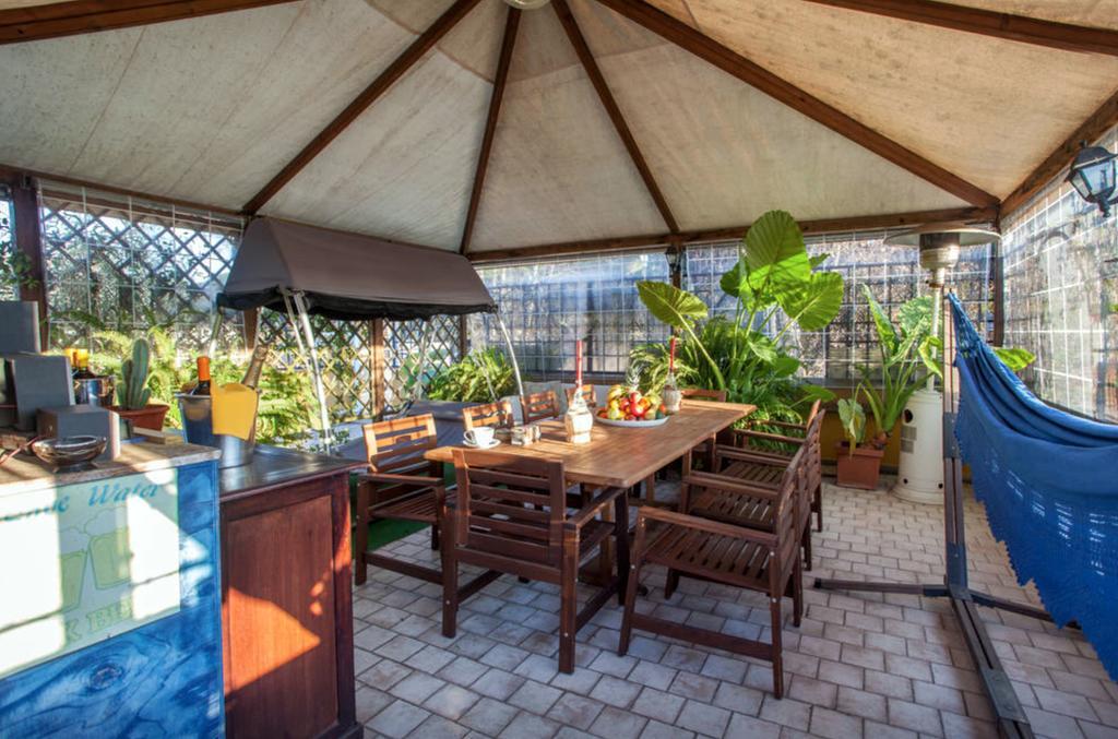 Residenza Camilla Hotel Рим Екстериор снимка