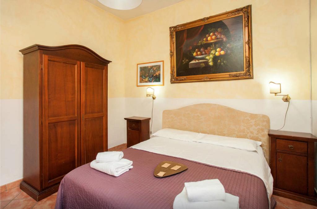 Residenza Camilla Hotel Рим Екстериор снимка