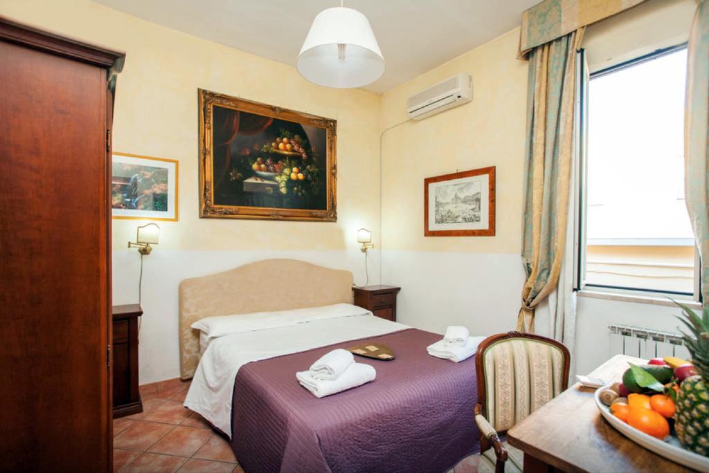 Residenza Camilla Hotel Рим Екстериор снимка