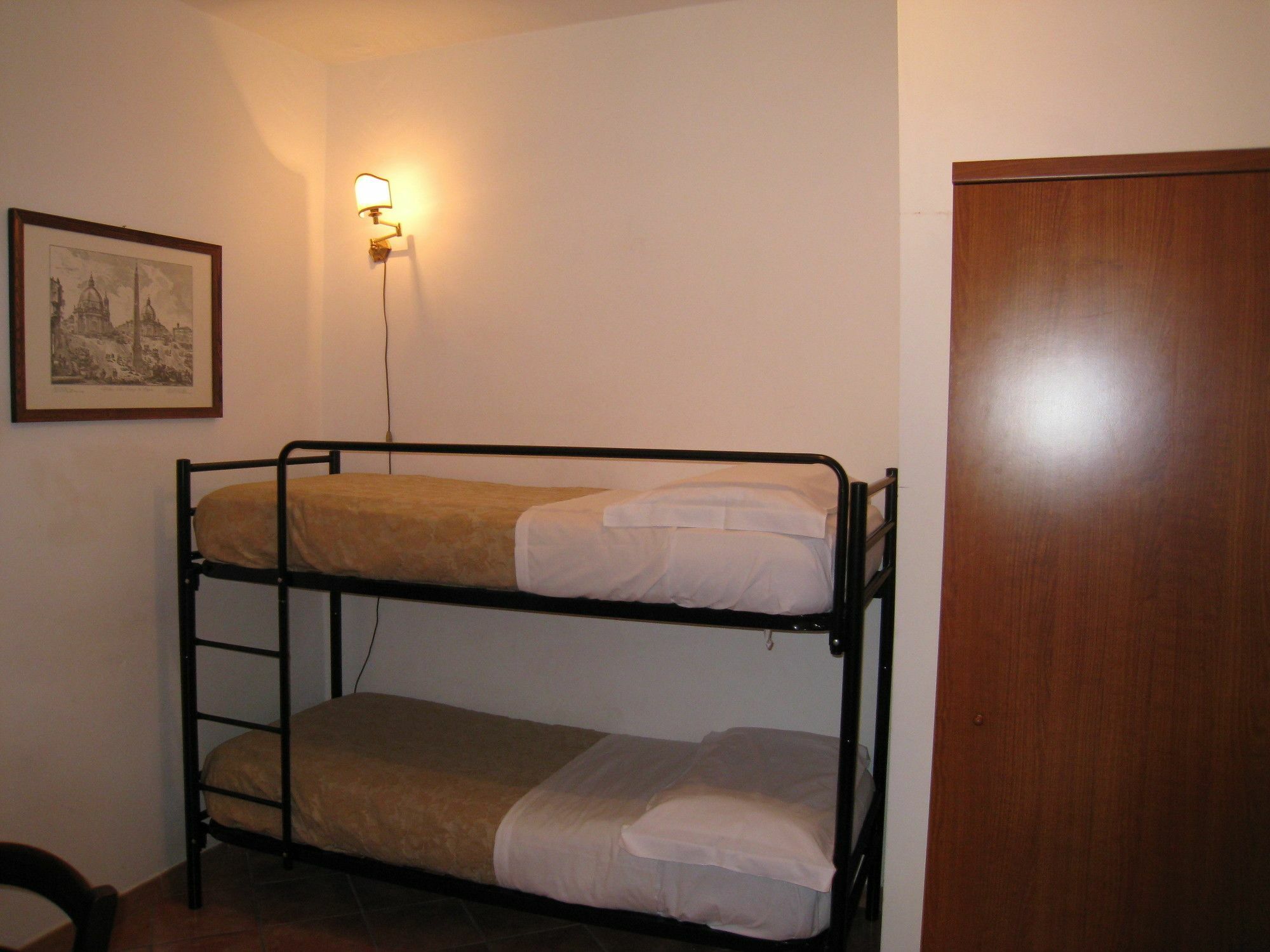 Residenza Camilla Hotel Рим Екстериор снимка
