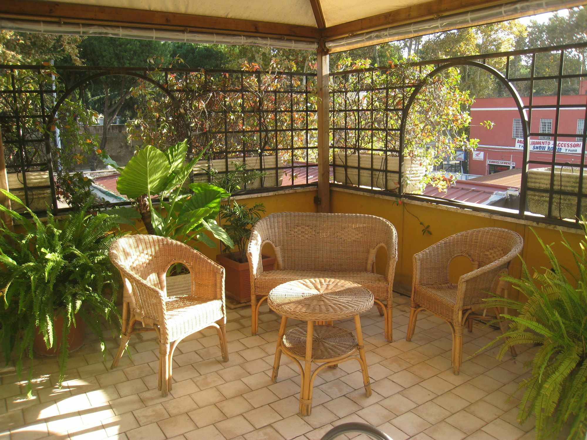 Residenza Camilla Hotel Рим Екстериор снимка